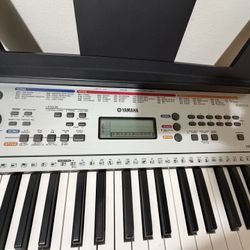 Yamaha YPT 260 portable key board
