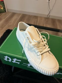 Size 13 Pf Flyers