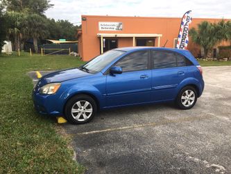 2010 Kia Rio5
