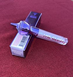 The Gloss ✨👄💄