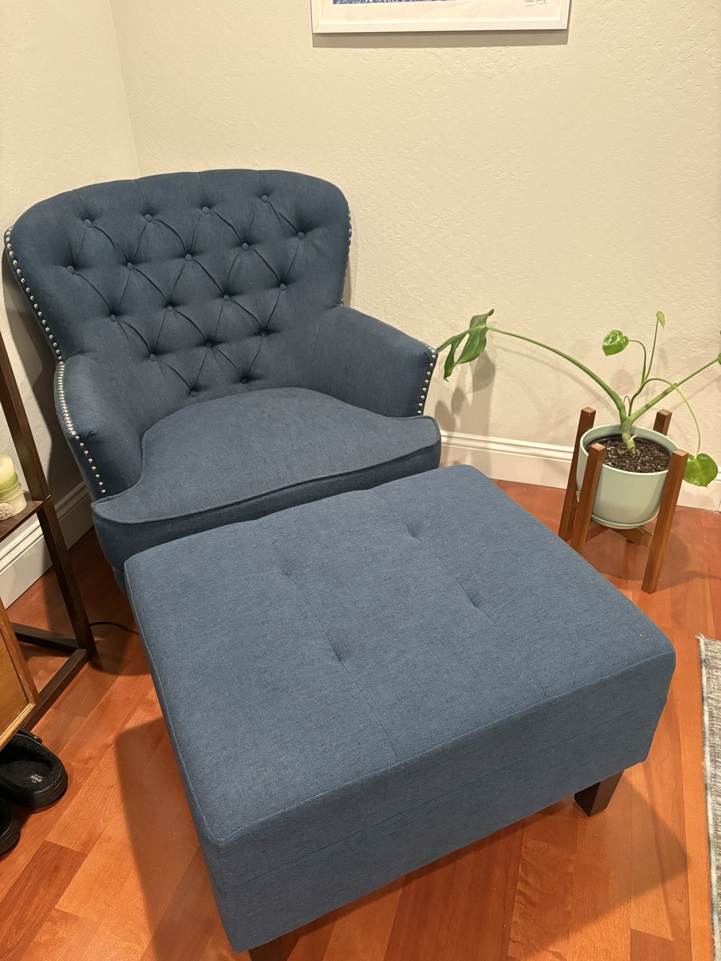 Parmelee Armchair With Ottoman 