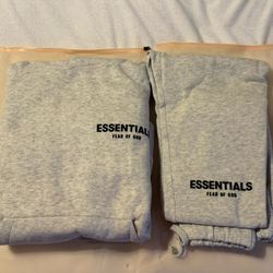 KIDS Fear of God Essentials Hoodie  (2022) Light Oatmeal