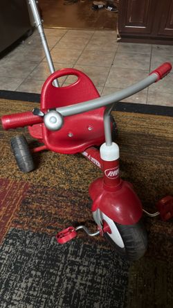Radio Flyer Classic Red Tricycle with Push Handle