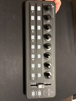 BEHRINGER X-TOUCH MINI
