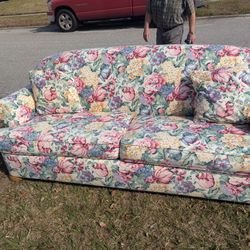 Love Seat Flower Print FREE 
