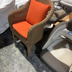 si0239-013-014 Wicker Resin Chair With Cover