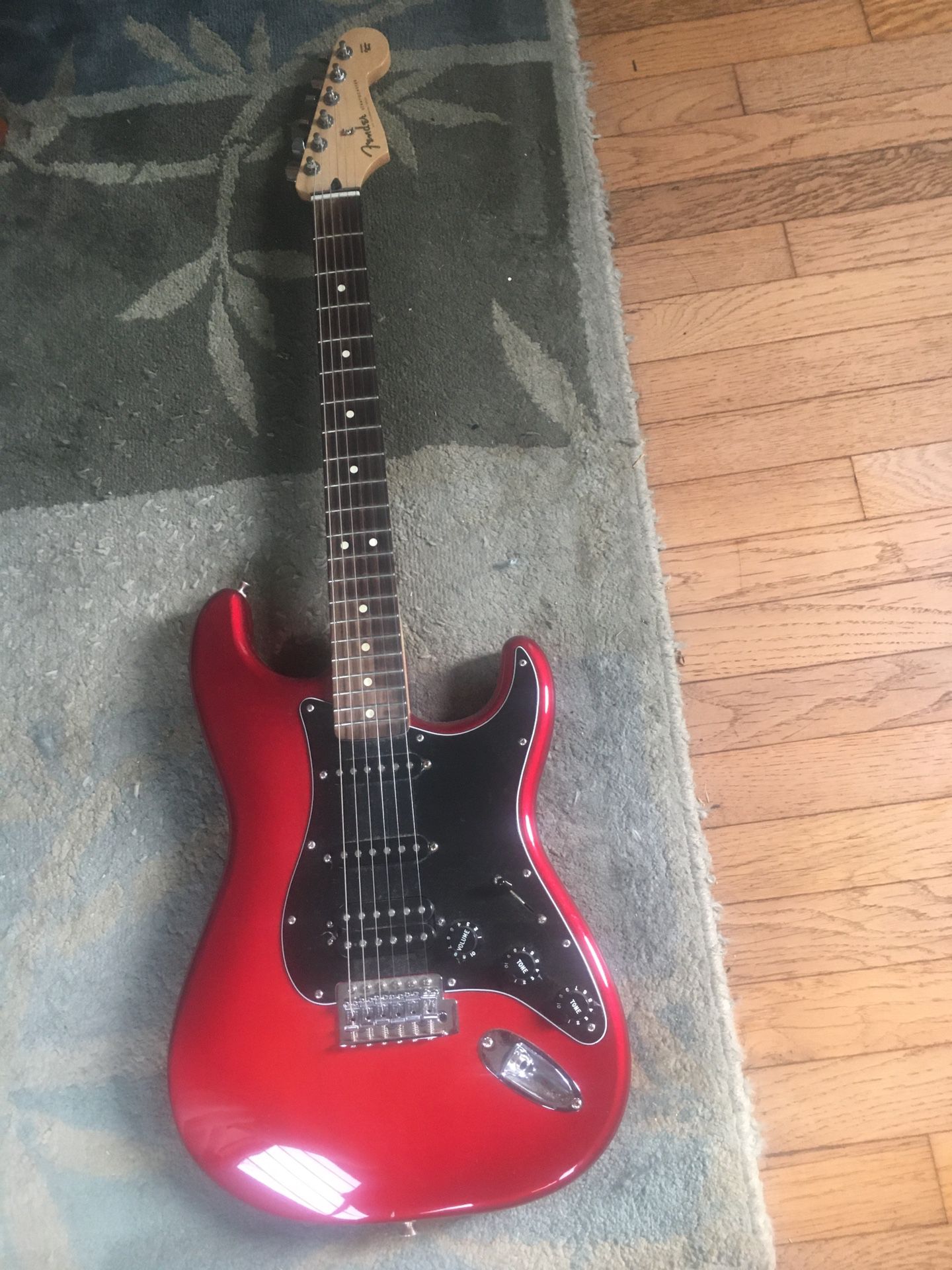 HSS Fender Stratocaster MIM.  Excellent condition With Case