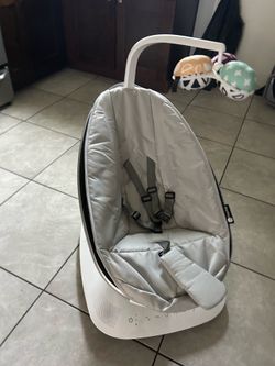 Baby swing