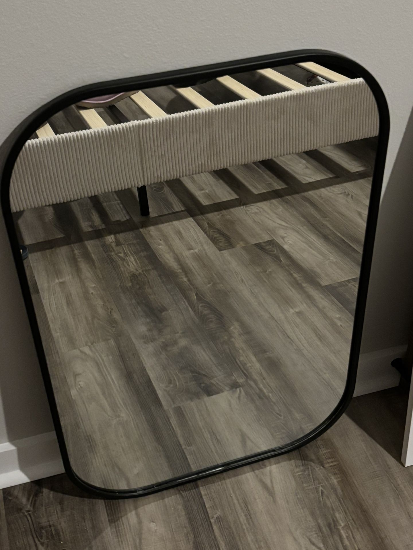 Regular mirror