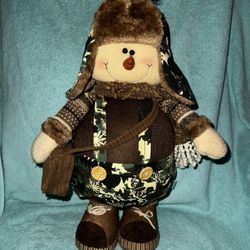 Hobby Lobby Camo stuffed snowman ⛄️ 