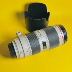 Canon EF 70-200mm f/2.8L IS II USM Lens - Excellent w Hood