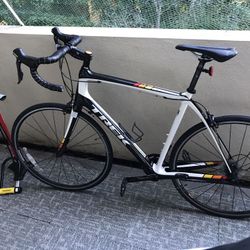 Trek domane four series cheap carbon