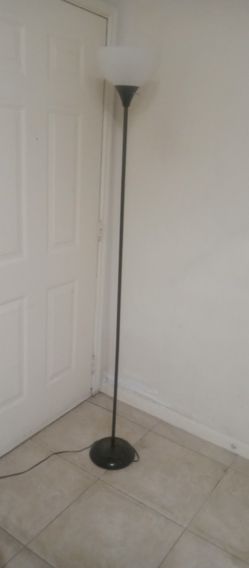 Floor lamp - 6ft lamp