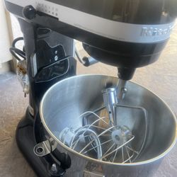 Kitchen Aid Mixer 6 Qts Profesional