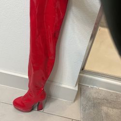 red chunky heels 