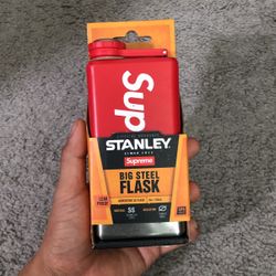 Supreme Flask 