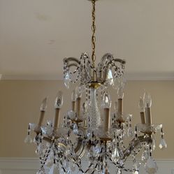 Chandelier 