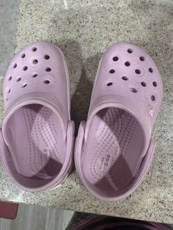 Toddler Crocs Size 7