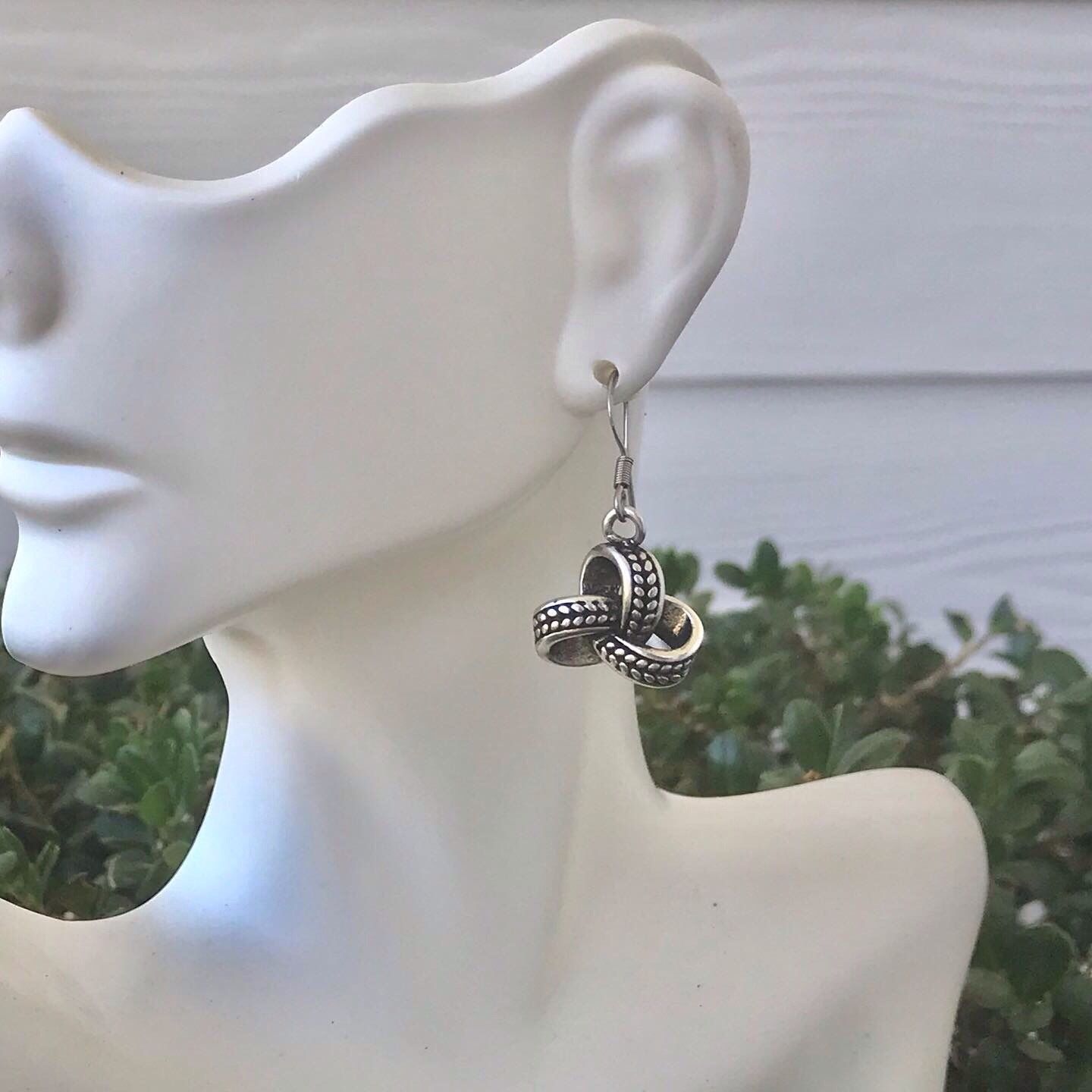 Celtic Knot Earrings / Silver Earrings /925 Sterling Silver Ear Wire/Silver Celtic Earrings/Dainty Celtic Earring/Dainty Knot Earring/