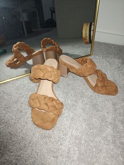 Women's Heels size 6