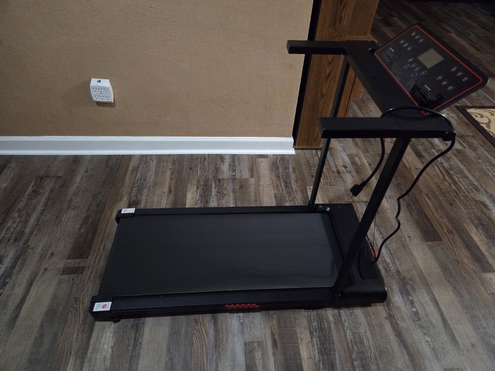 Brand New Treadmill/Walking Pad
