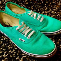 VANS TB4R Off the Wall Women's Size 7.5 Classic Skate Shoes Low Top Sneakers