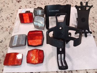 Accesorios para bicicleta  $25 por todo