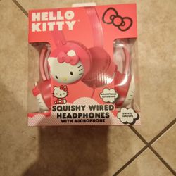 Brand New - Hello Kitty Wired Headphones with Built in Aux Cord