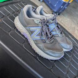 size 8 New Balance women's