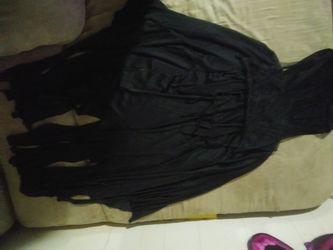 Black robe helloween costume