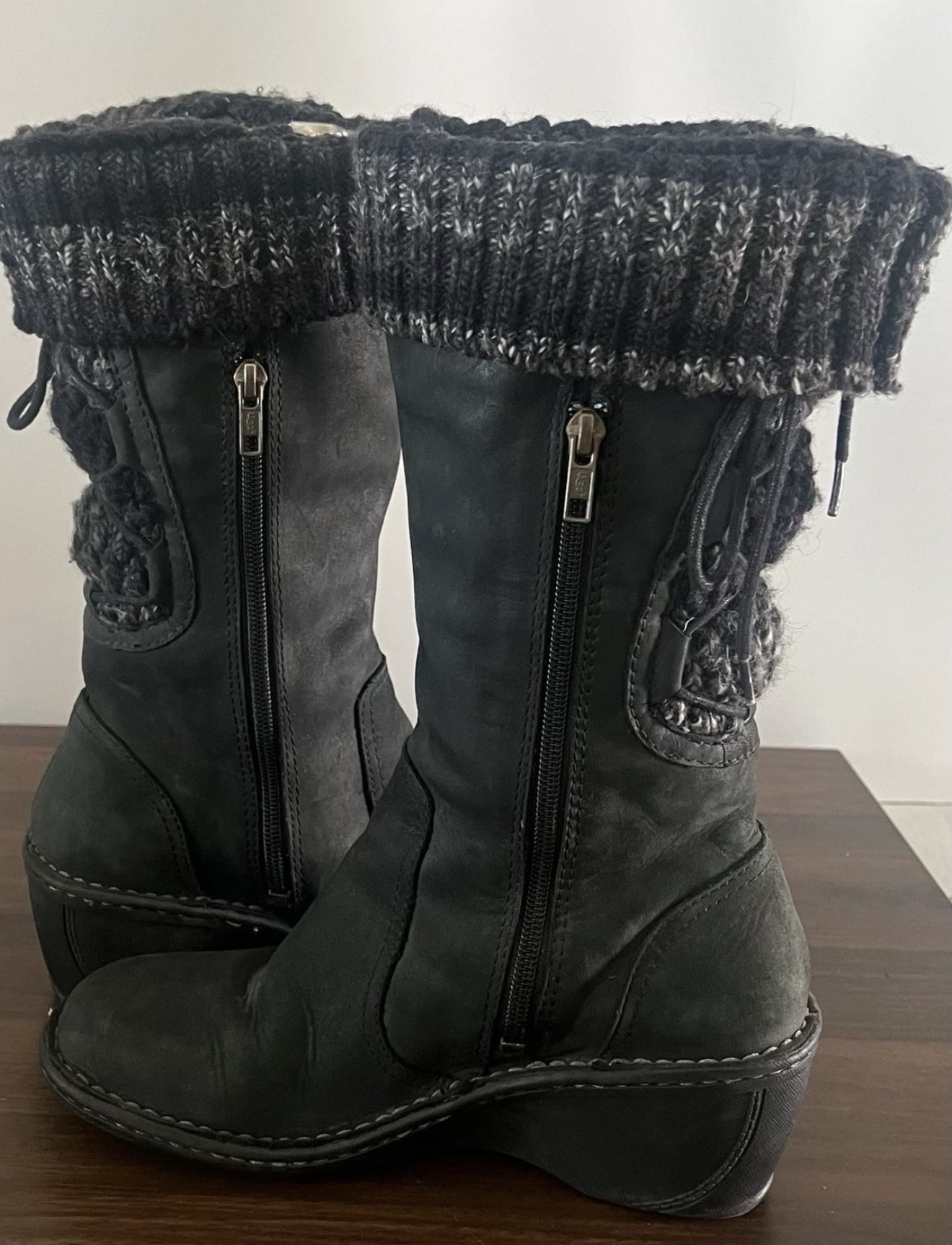 Ugg Australia Womens Black Suede 1936 SKYLAIR Wedge Heel Size 8
