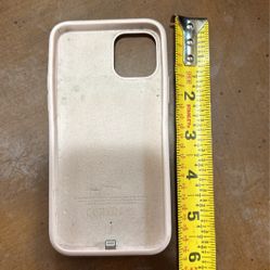 iPhone Pink Battery Case 