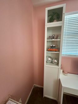 Bookshelf