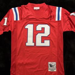 New England Patriots, Brady #12 Throwback Jersey! 