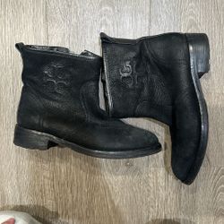 Tory Burch Boots 
