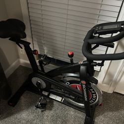 Schwinn IC3 Indoor Cycling Bike 