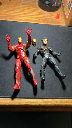 Iron man wolverine marvel legends