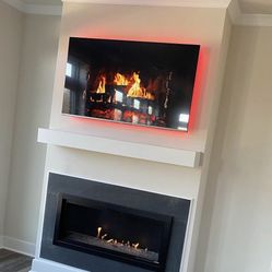 TV MOUNT 