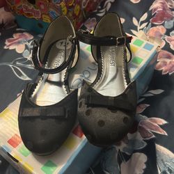 NineWest Girl Shoe Size 12