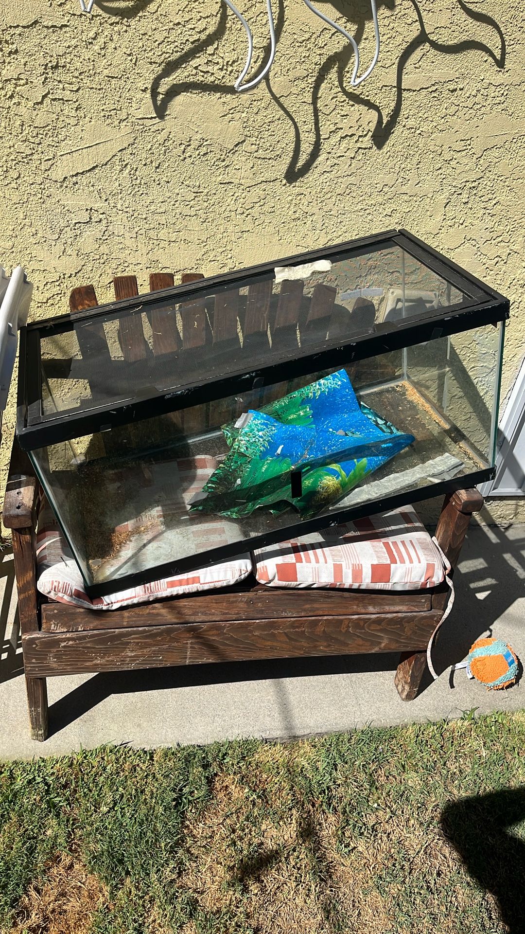 Reptile tank