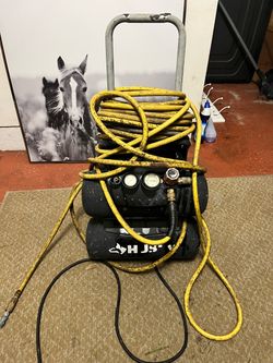 Portable Air Compressor with Hose