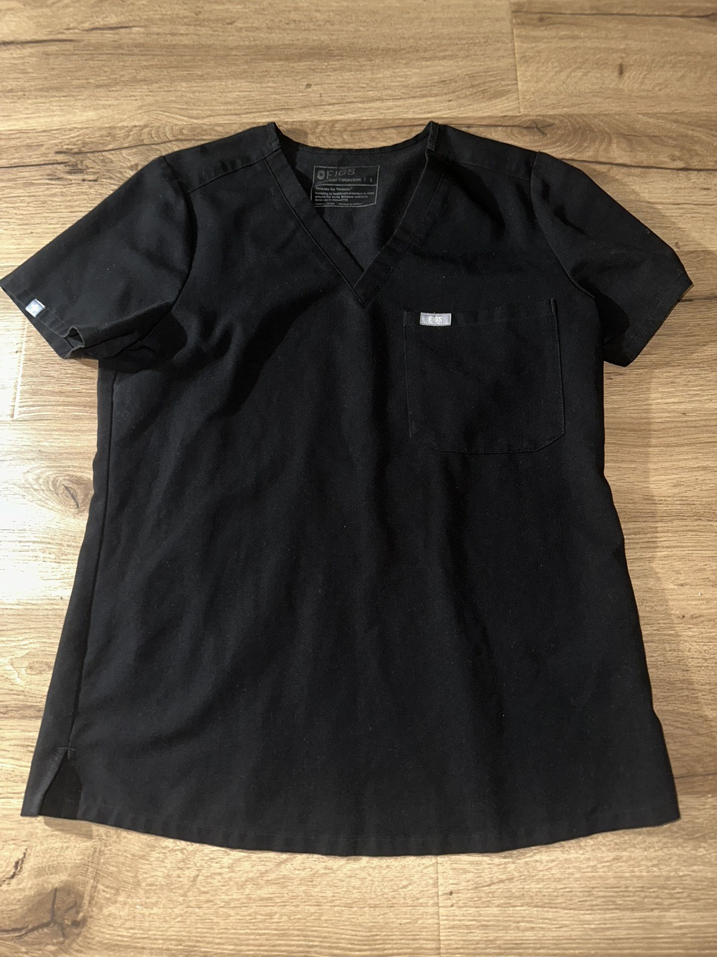 Figs Scrub Top