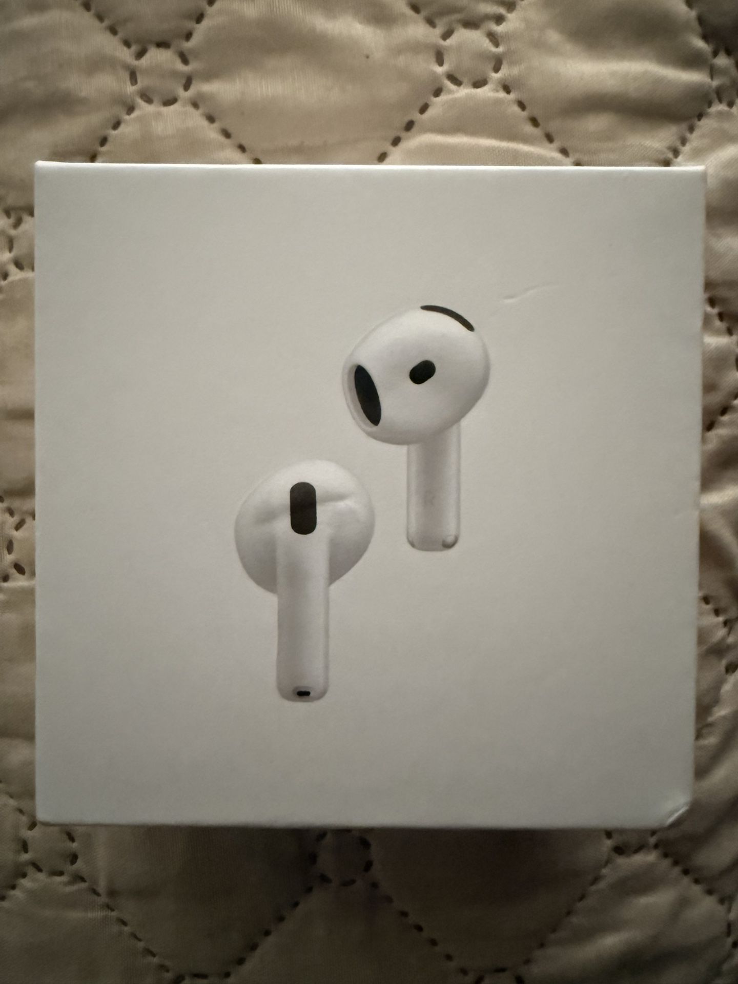 AirPod Gen 4