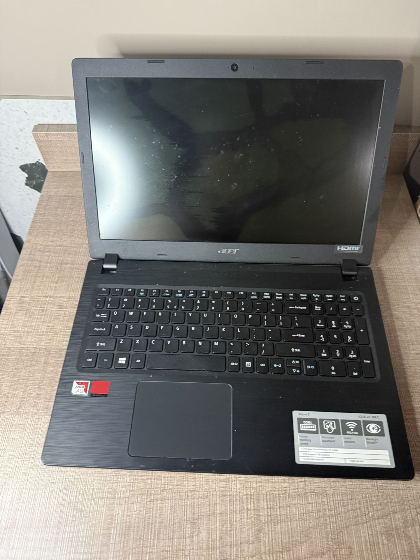 Acer Aspire 3 A315-21-99LC 15.6” Laptop For Parts / Not Working