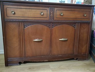 Antique nice cabinet.