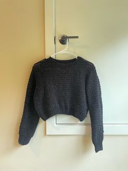 Black Cropped Textured Knit Sweater – Size S