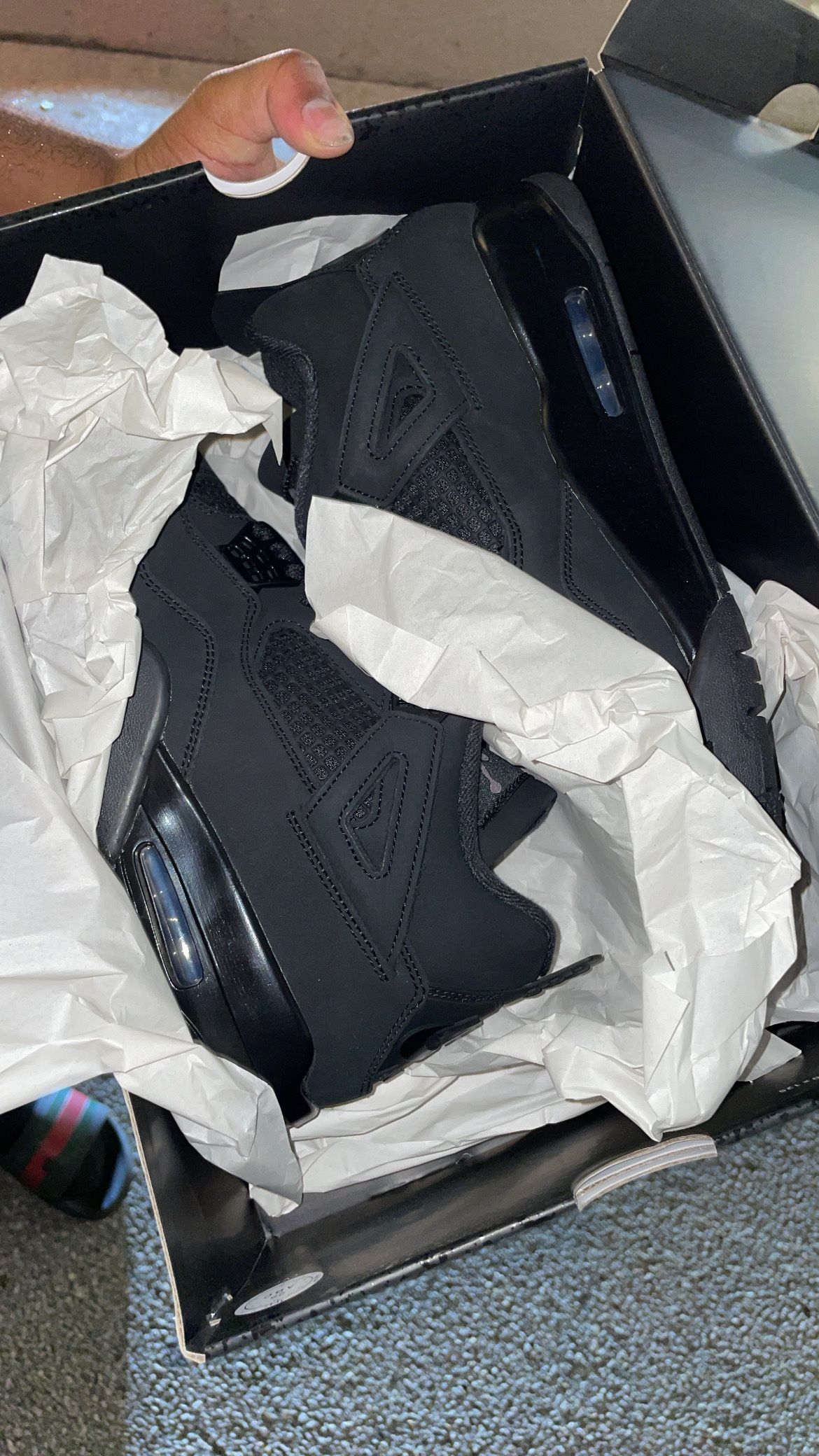 Retro 4 Black Cat Size 7.5