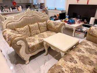 Baroque style sofa set