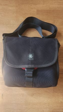 Crumpler Five Million Dollar camera bag