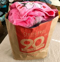 Baby girl clothes size 2t 40 pieces. Fontana pickup.